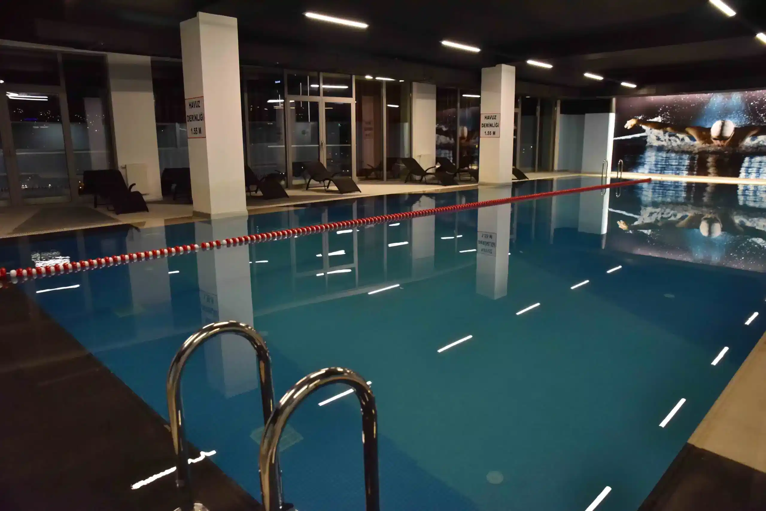 Fit-216-Spor-Salonu-–-Kapali-Havuz-scaled